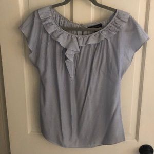 Banana Republic short sleeve seersucker blouse
